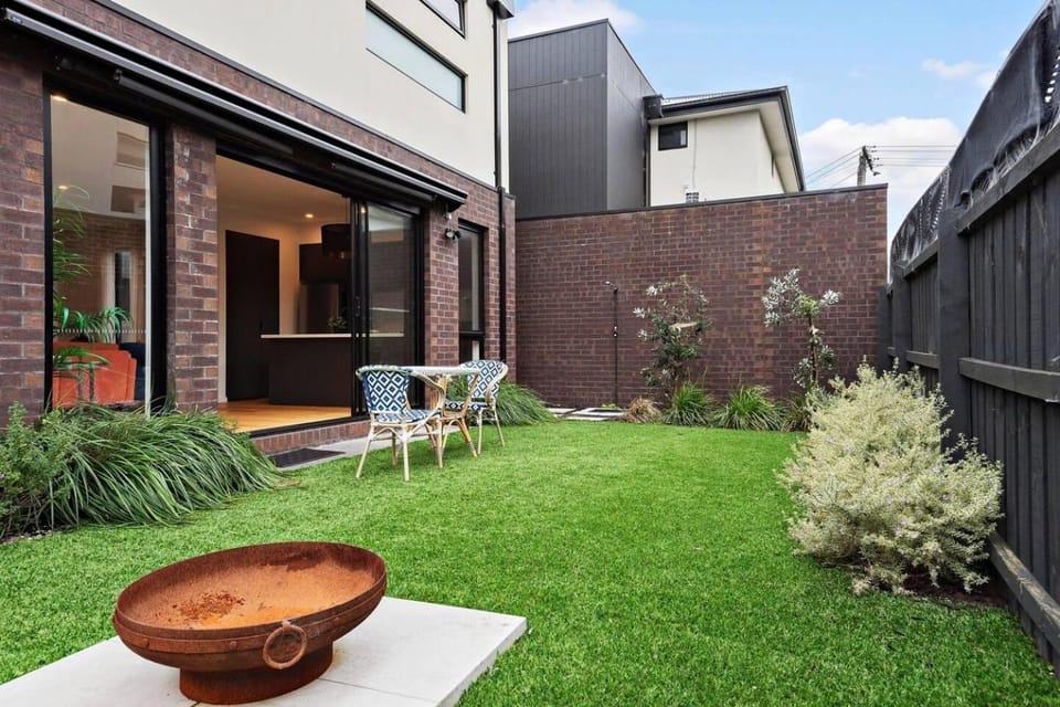 Capel Luxe House in Melbourne