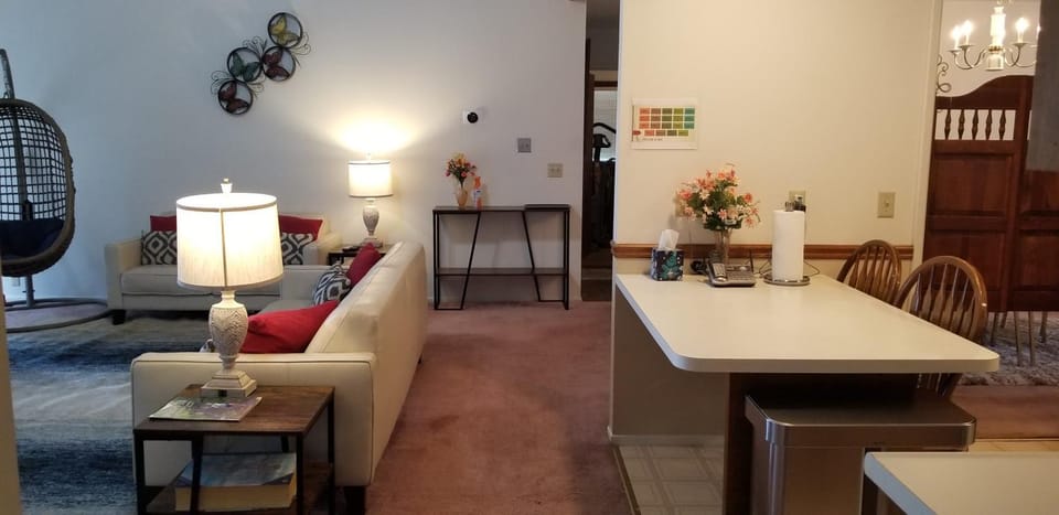 Living room, Dining area