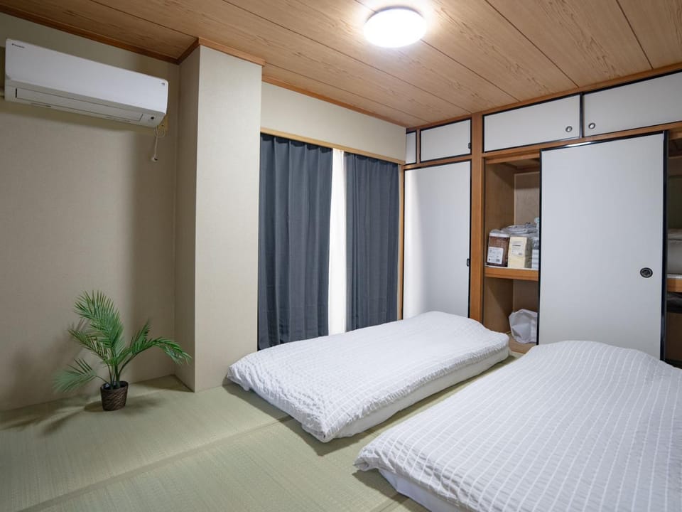 201号室貸切 京成佐倉駅徒歩3分 電車成田空港20分 京成上野直結 Apartment in Chiba Prefecture