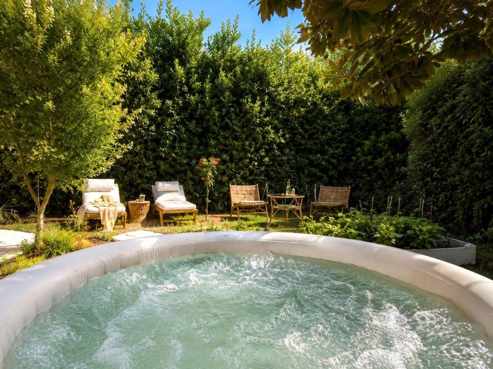 Luna Mediteran Garden Home - Jacuzzi & Gym Apartment in Zadar