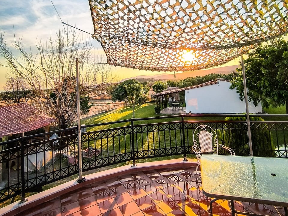 Patio, Day, Natural landscape, View (from property/room), Balcony/Terrace, Balcony/Terrace, Sunrise, Sunset