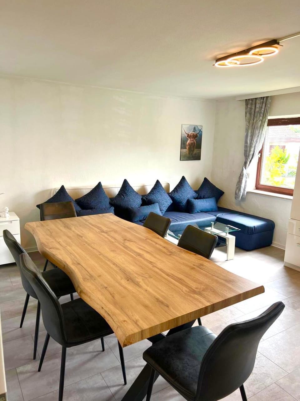 Living room, Dining area