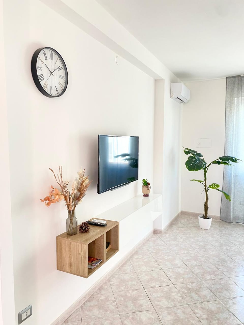 TV and multimedia, Living room