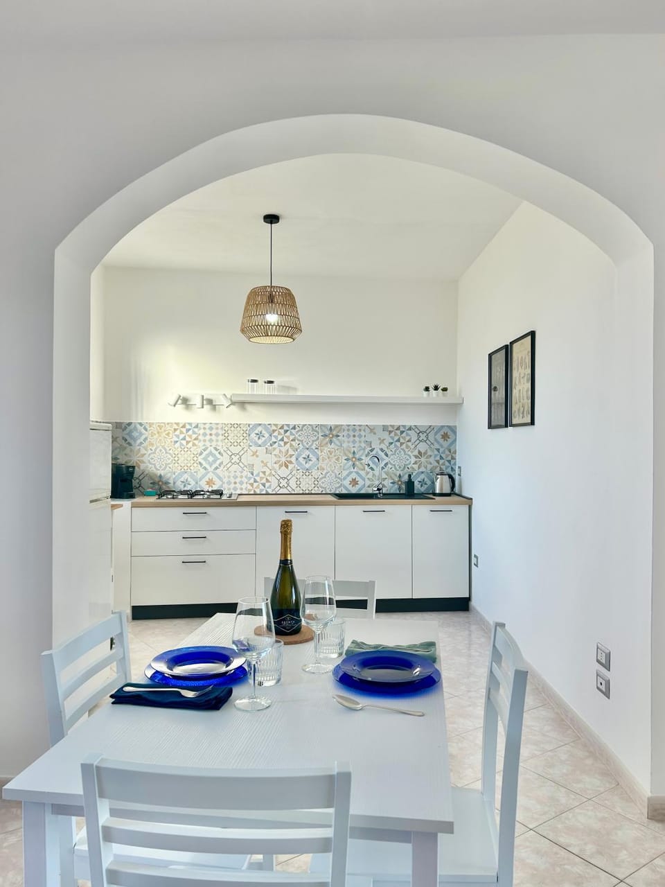 Kitchen or kitchenette, Kitchen or kitchenette, stove