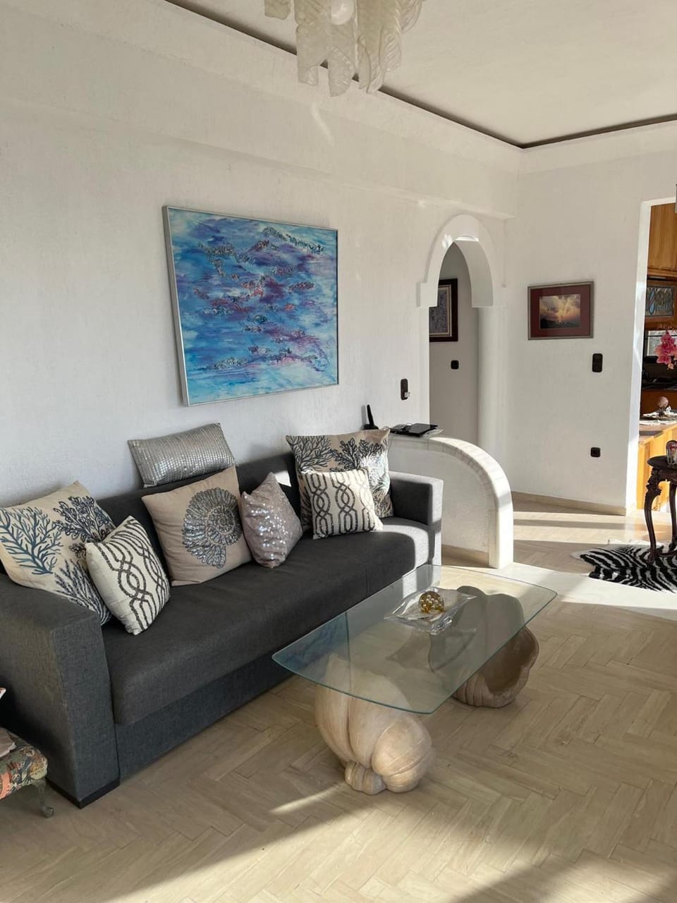 Living room, Seating area