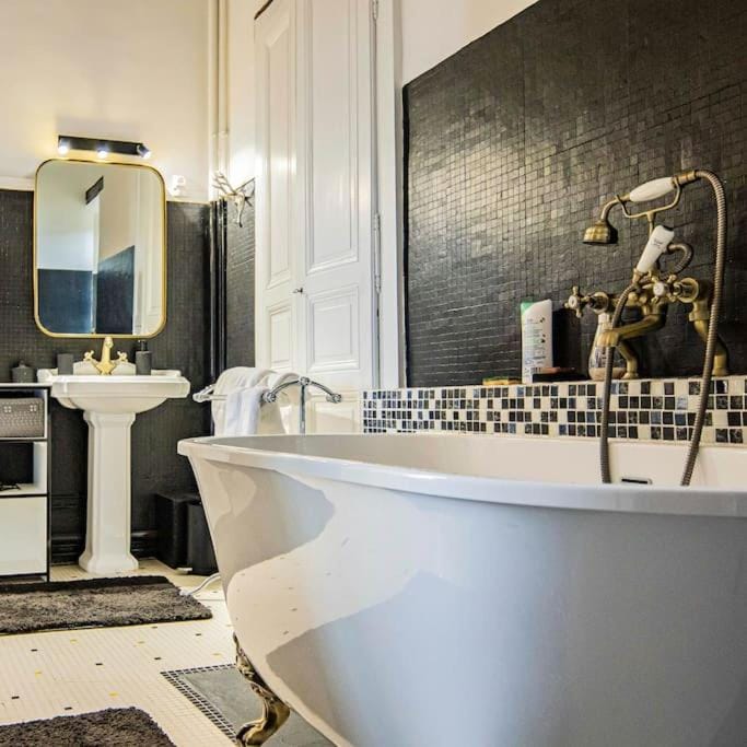Bathroom, Bath