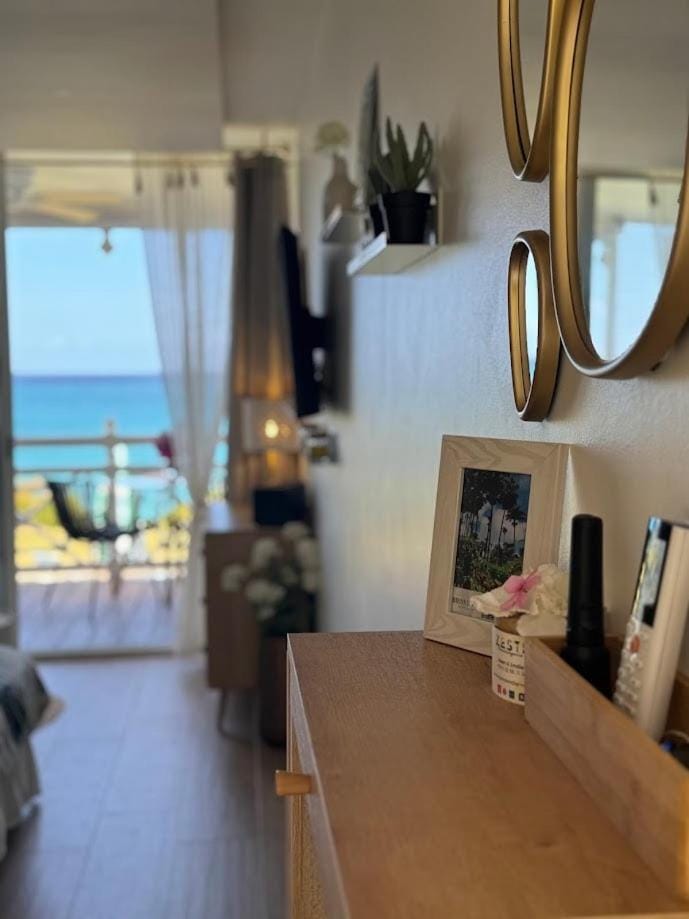 Natural landscape, Living room, Sea view