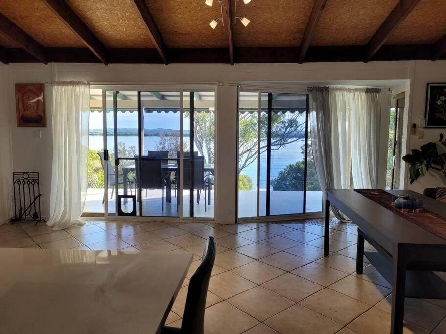 Balcony/Terrace, Living room, Seating area, Dining area, Sea view