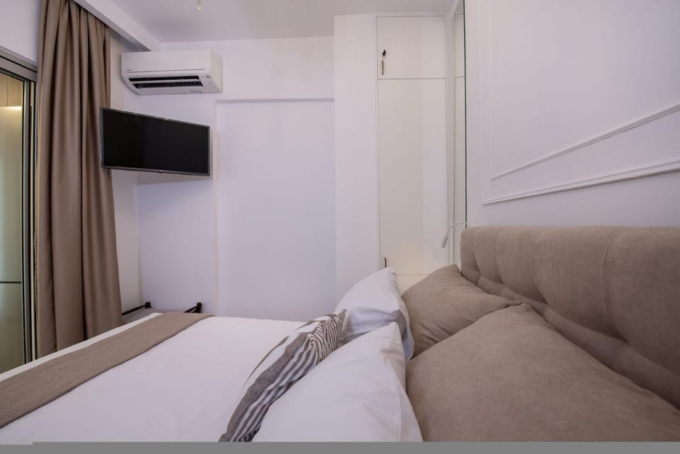 TV and multimedia, Bedroom