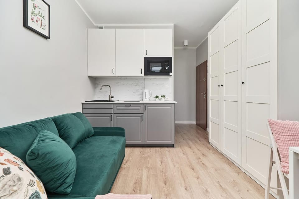 TV and multimedia, Kitchen or kitchenette, Seating area