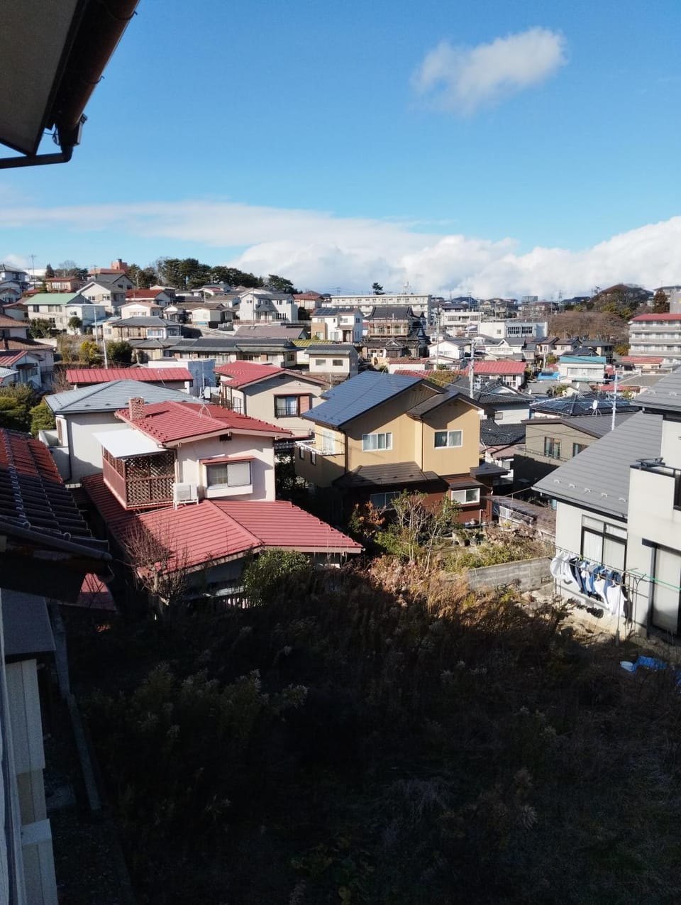 Private Twin Room in Ishinomaki, Non-Smoke, Free Parking, Cat Island, Wifi1 Bed and Breakfast in Miyagi Prefecture