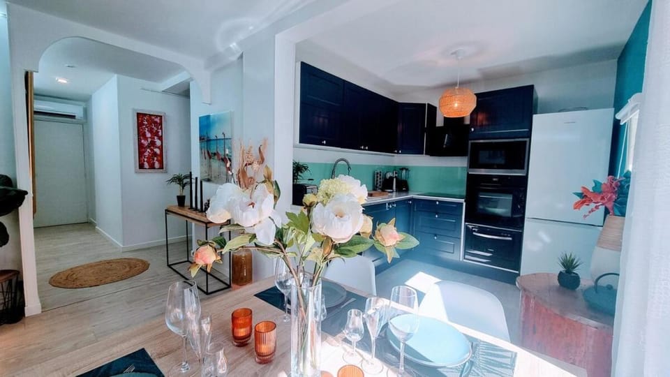 LE CLAVEL superbe déco, Centre historique, Climatisé, Parking à Proximité Apartment in Occitanie