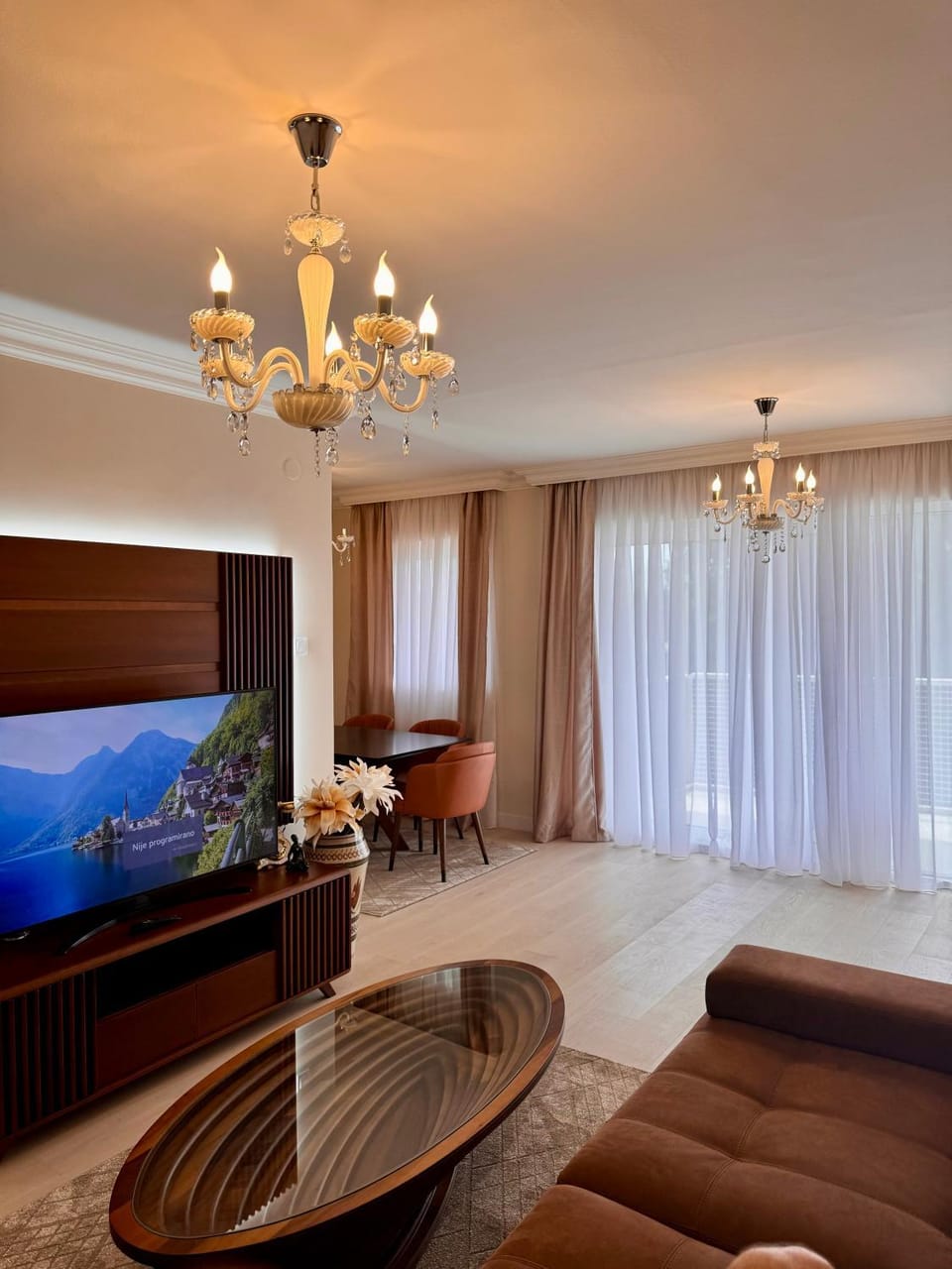 Communal lounge/ TV room, TV and multimedia, Living room, Seating area, Evening entertainment
