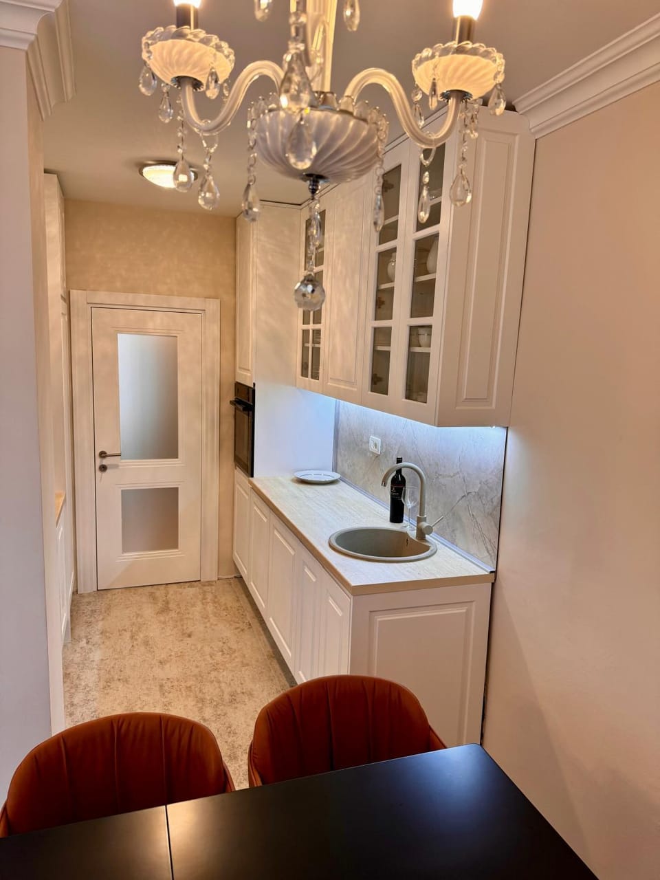 Kitchen or kitchenette, Dining area, wardrobe