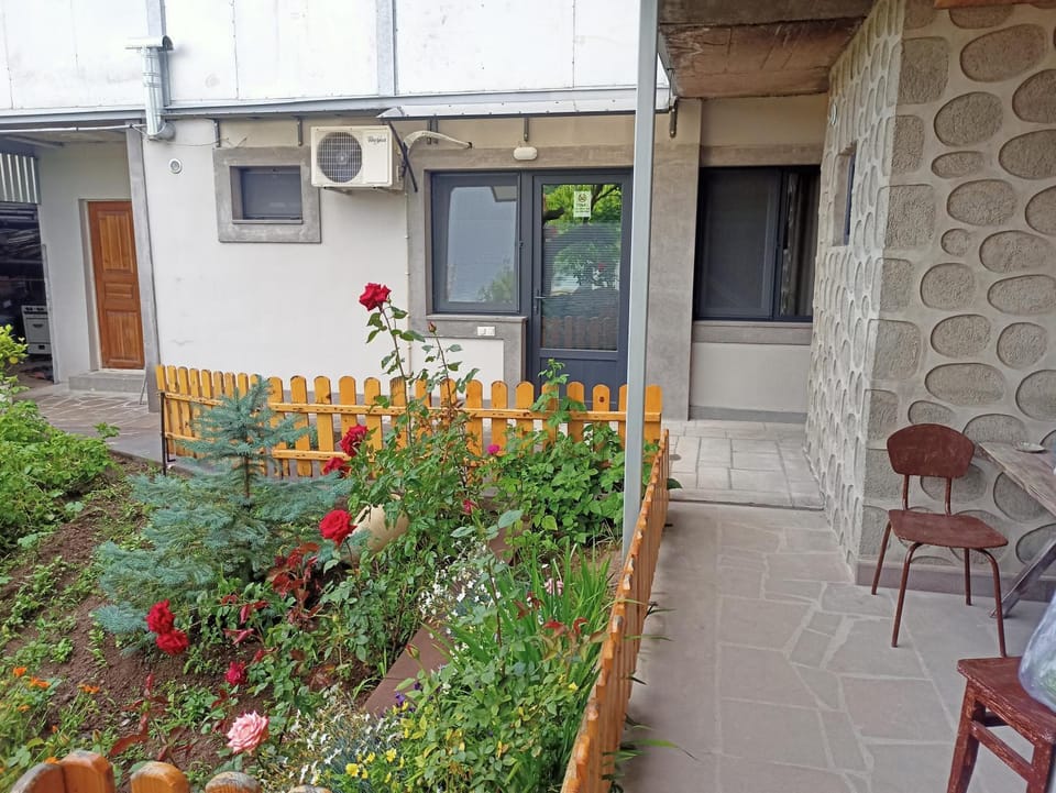 ENEA Boutique Apartment Bed and Breakfast in Armenia
