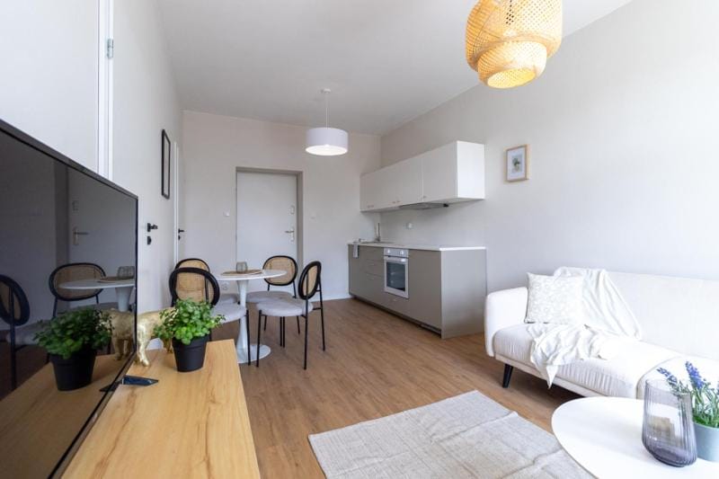 Jasny apartament w centrum miasta 2 Apartment in Masovian Voivodeship