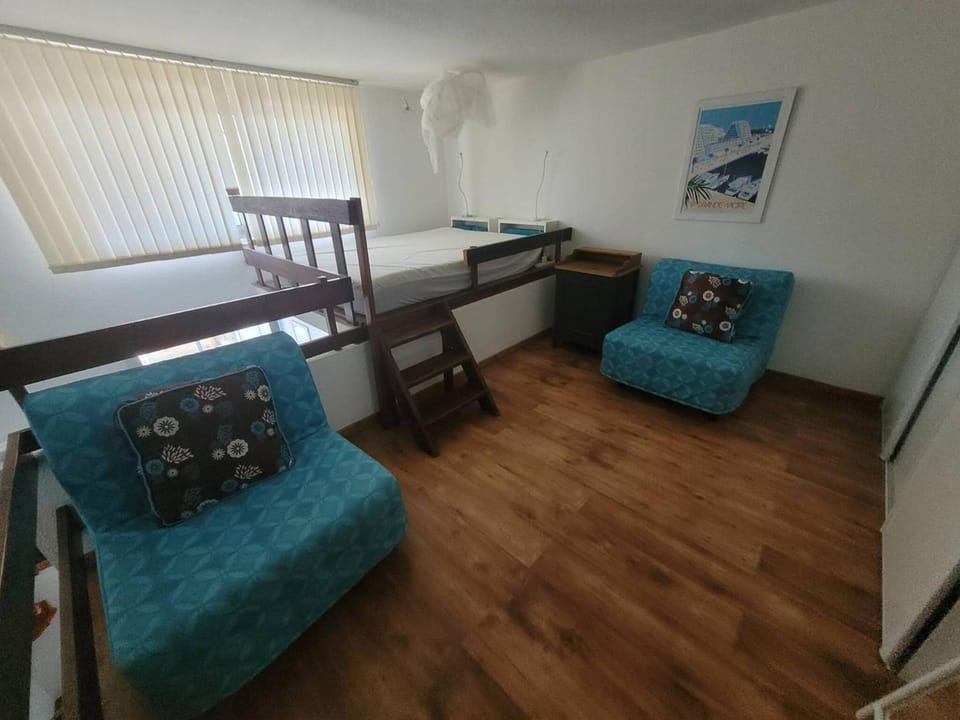 Bed, Other, Photo of the whole room, Bedroom