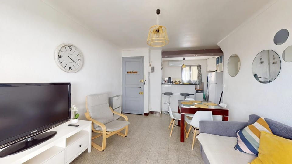 appartement 4 personnes a 50m de la plage Apartment in Canet-en-Roussillon