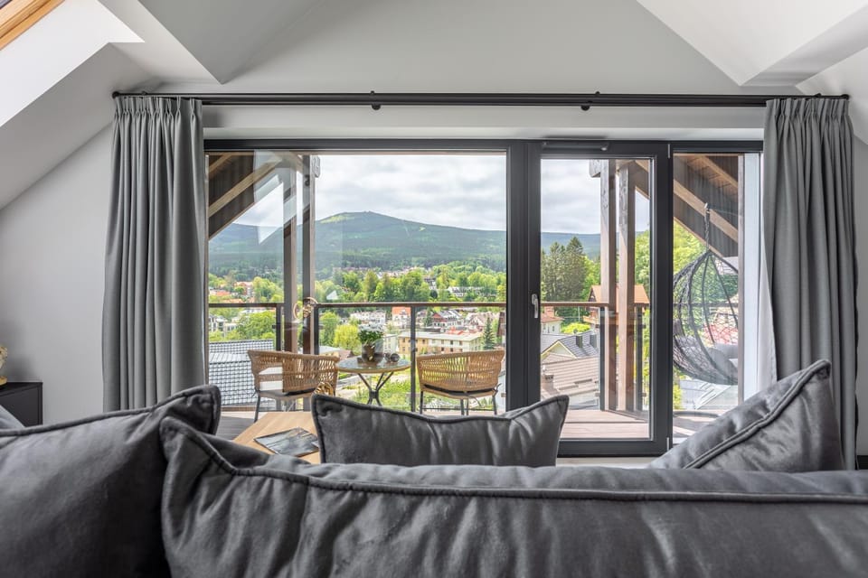 View (from property/room), Living room, Seating area, Mountain view