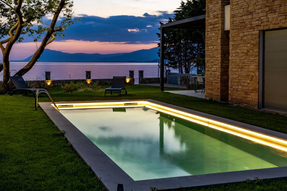 Night, Garden view, Pool view, Sea view