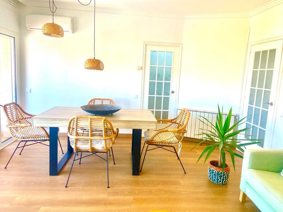 Tucan tropical Apartment in Sabadell