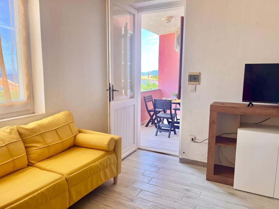Il Girasole House Apartment in Sardinia