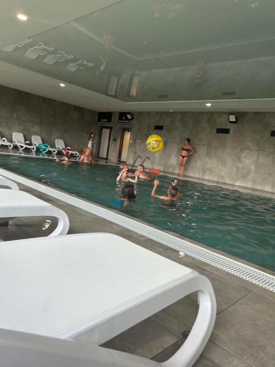 Swimming pool, Swimming pool