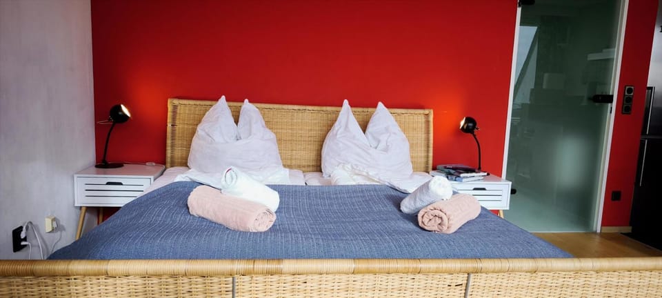 Bed, Bedroom