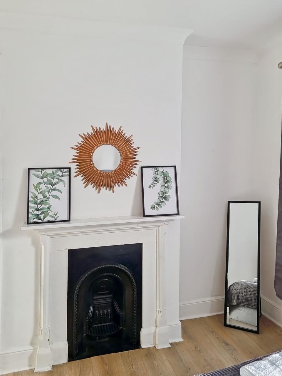 2 bedroom Gravesend Station and Town Centre Apartment in Gravesend
