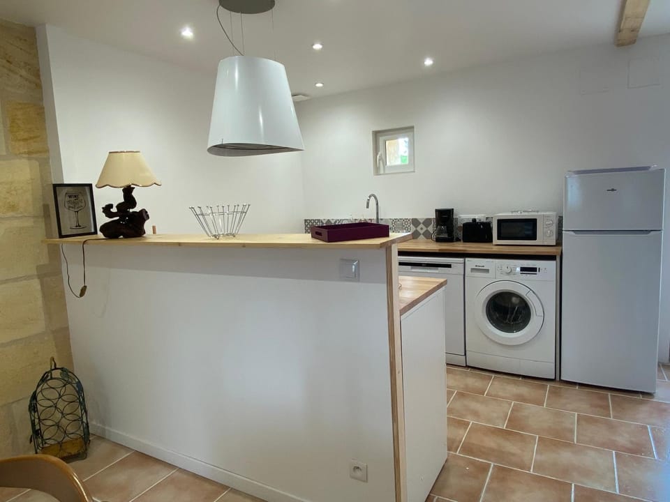 dishwasher, oven, washing machine, kitchen