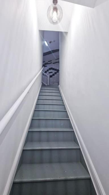 Deal Beach Resort 2BR Flat Sleeps 4 - Clockwork Stay Apartment in Dover District