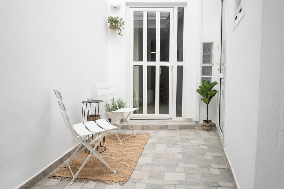 Facade/entrance, Seating area