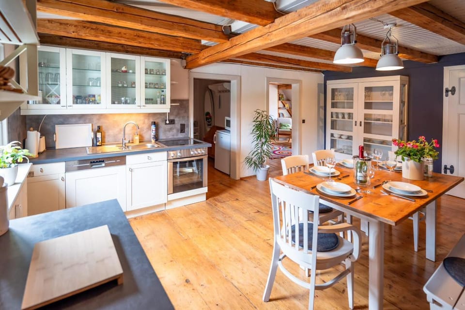 Kitchen or kitchenette, Seating area, Dining area, Food, dishwasher, stove, kitchen