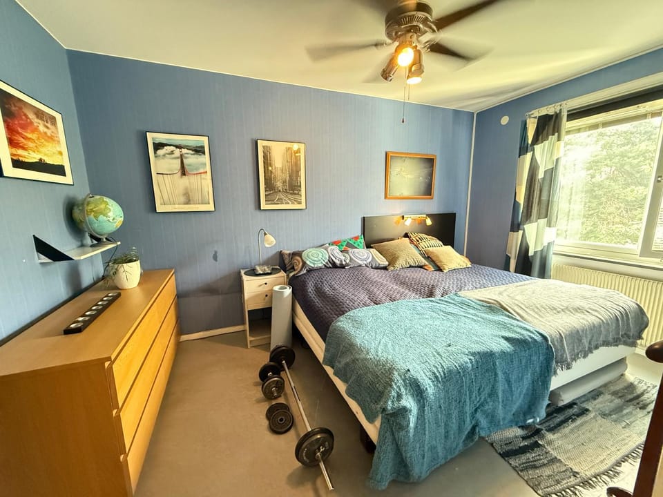 Bed, View (from property/room), Photo of the whole room, Bedroom, storage
