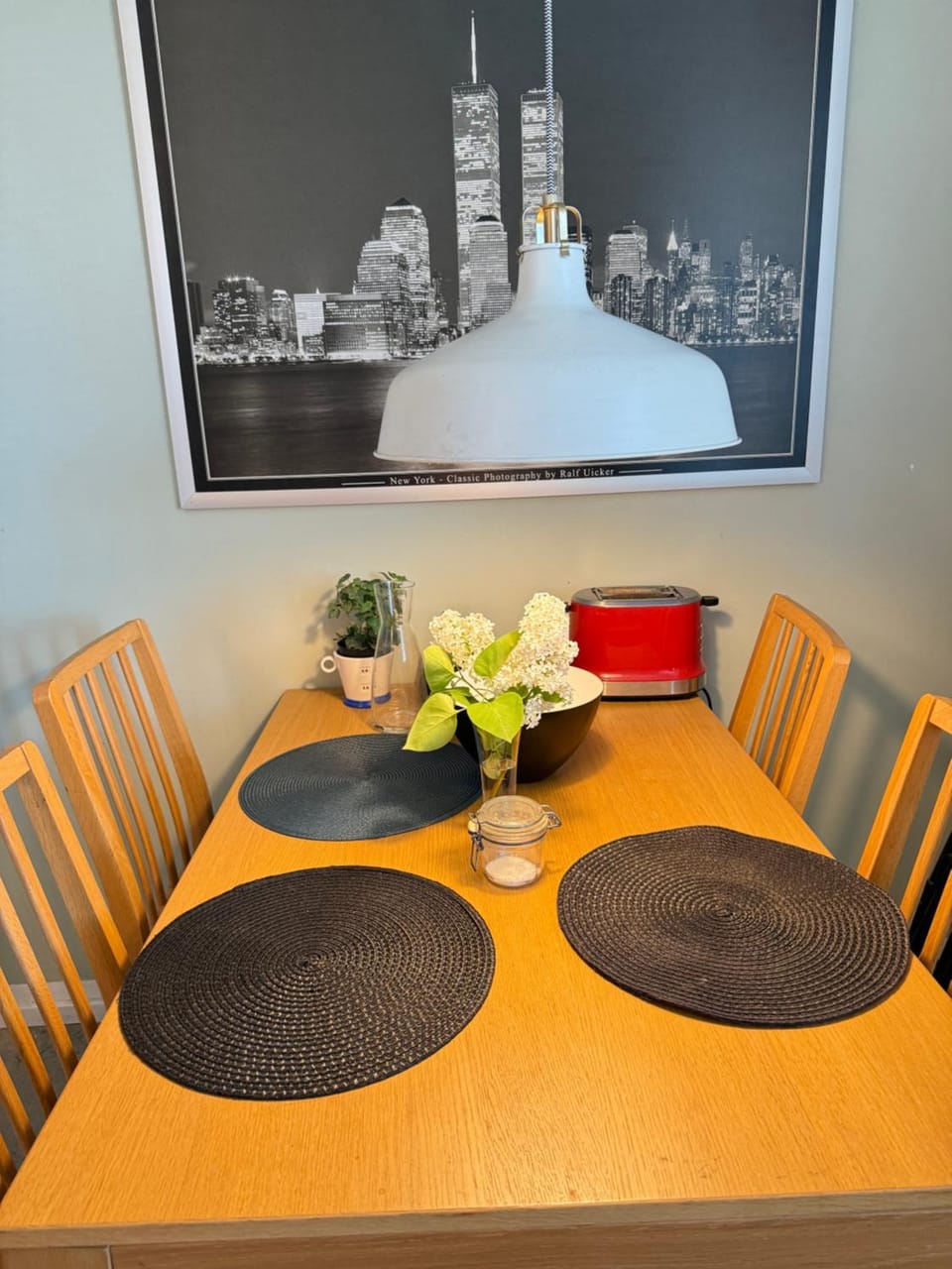 Seating area, Dining area