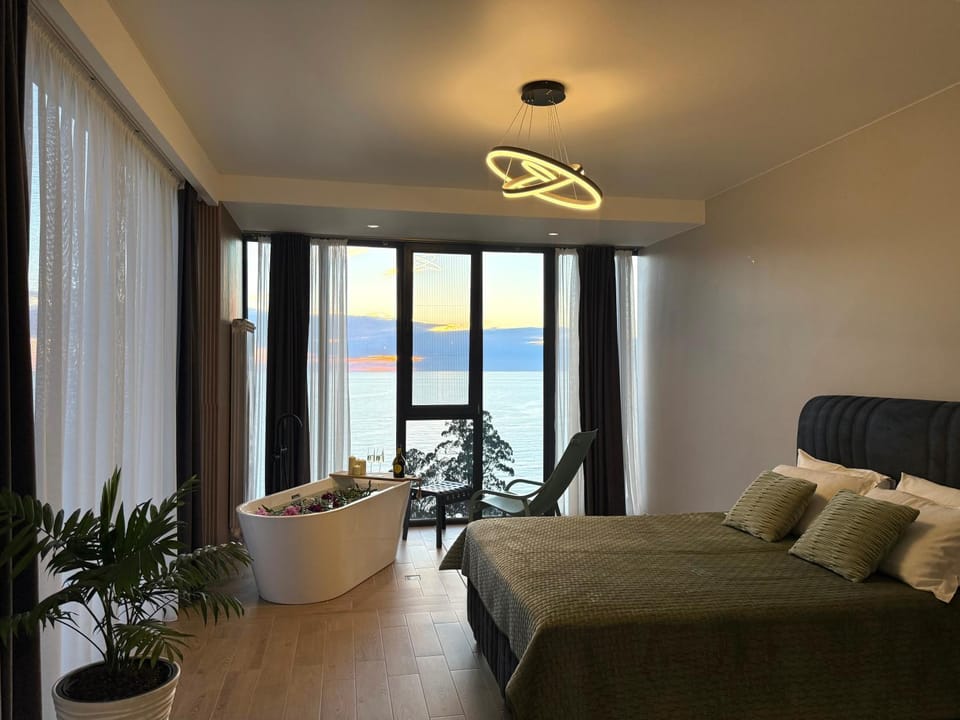Bed, Bedroom, Sea view