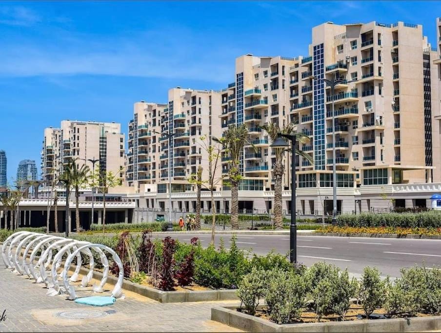 شقة غرفتين وصالة في داون تاون العلمين مع اكسس للشاطئ Apartment in Egypt