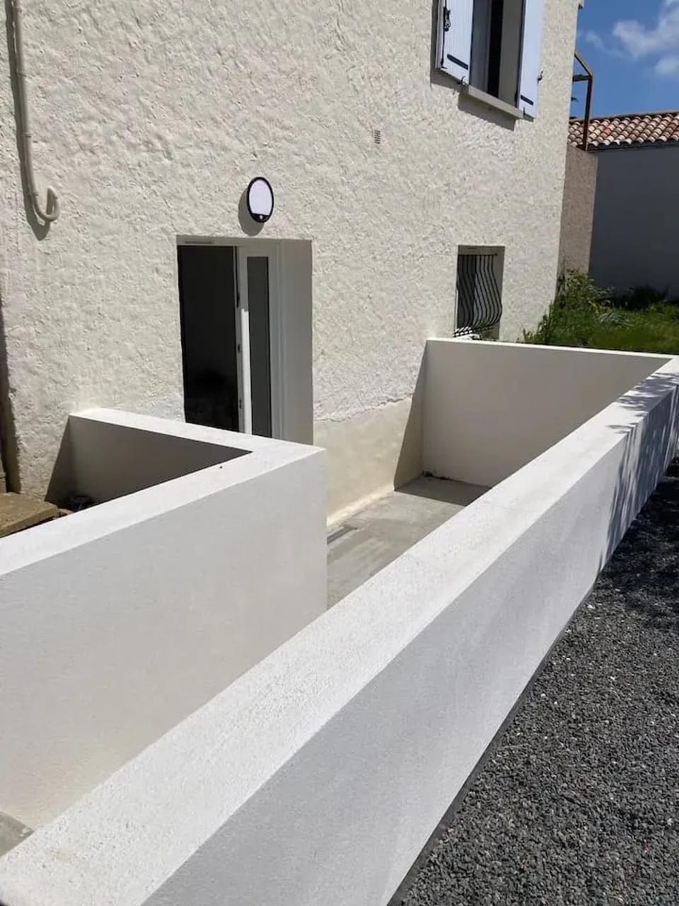 Facade/entrance