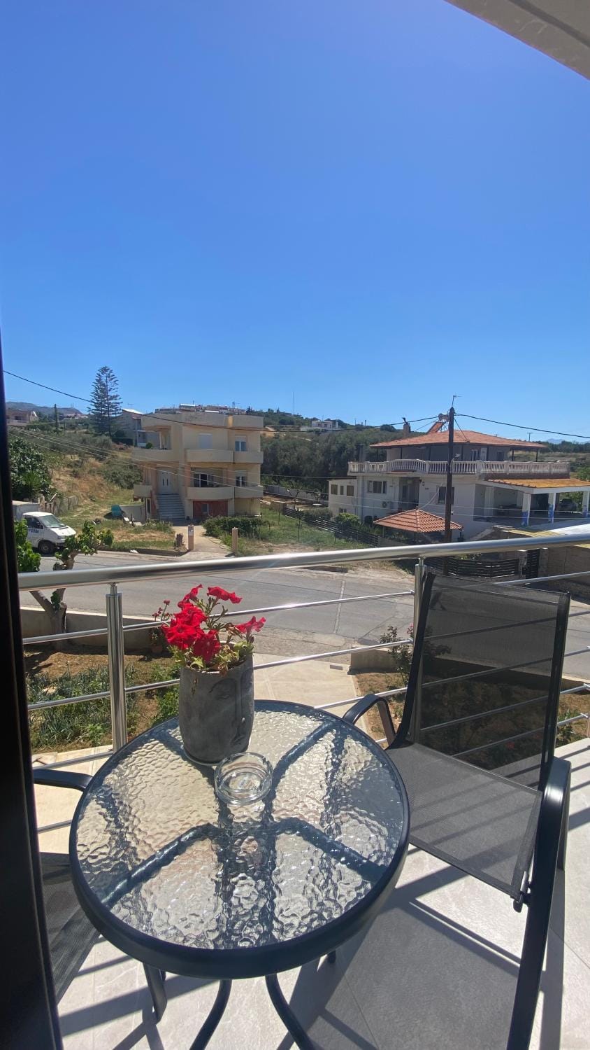 Day, Natural landscape, View (from property/room), Balcony/Terrace, Seating area, Dining area, Mountain view