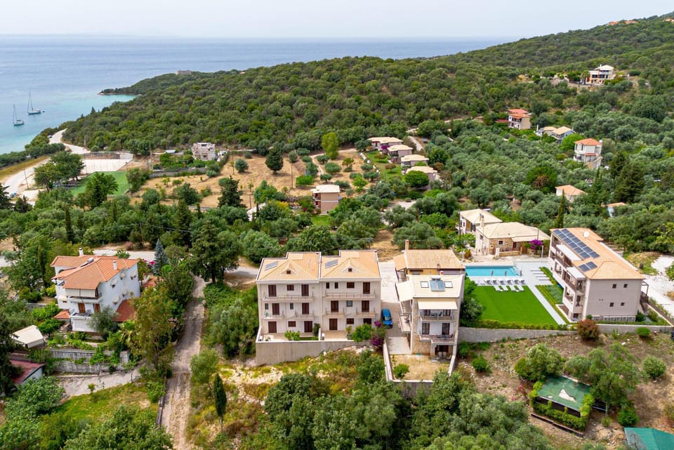 Votsalo Deluxe Apartments House in Peloponnese, Western Greece and the Ionian