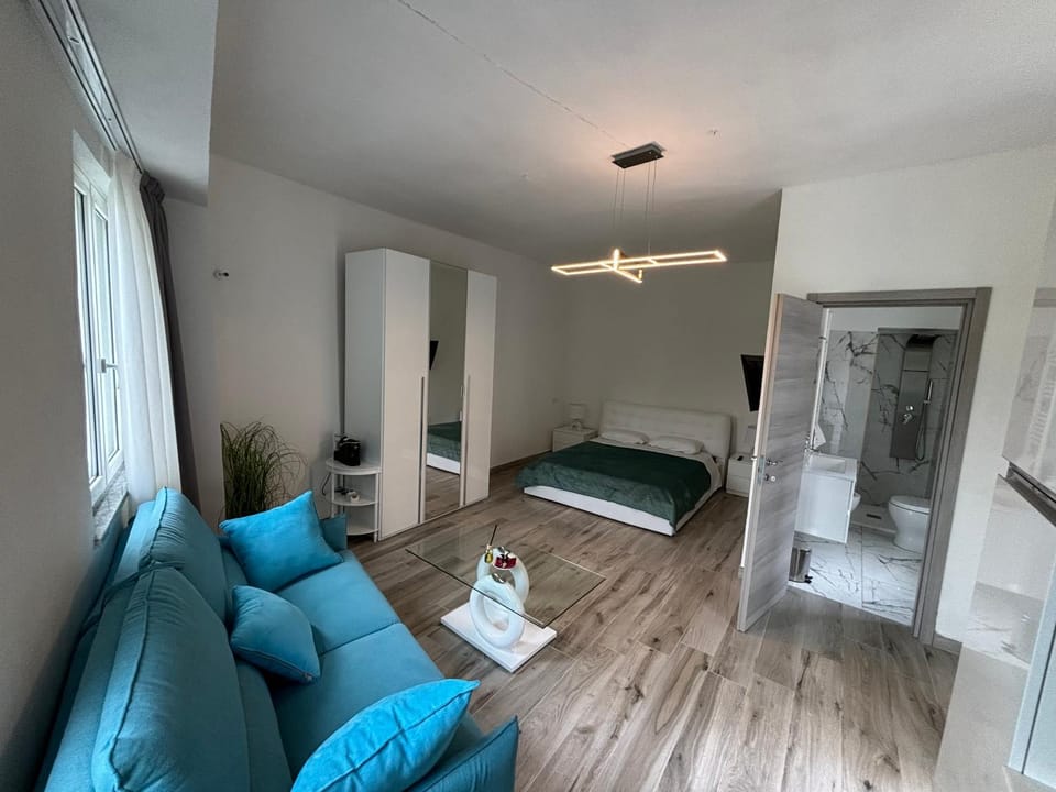 Bed, Living room, Bedroom