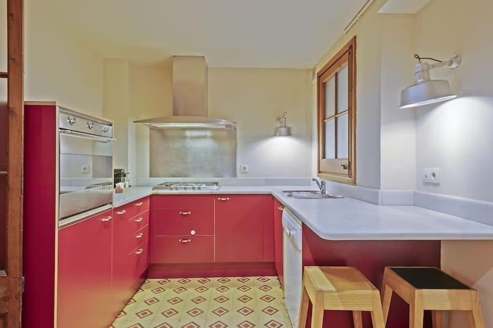 Alcam Sombrerers Apartment in Barcelona