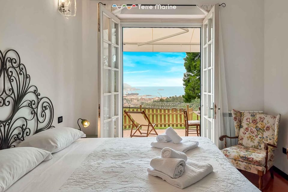 Ai Colli 136, Terre Marine Apartment in La Spezia