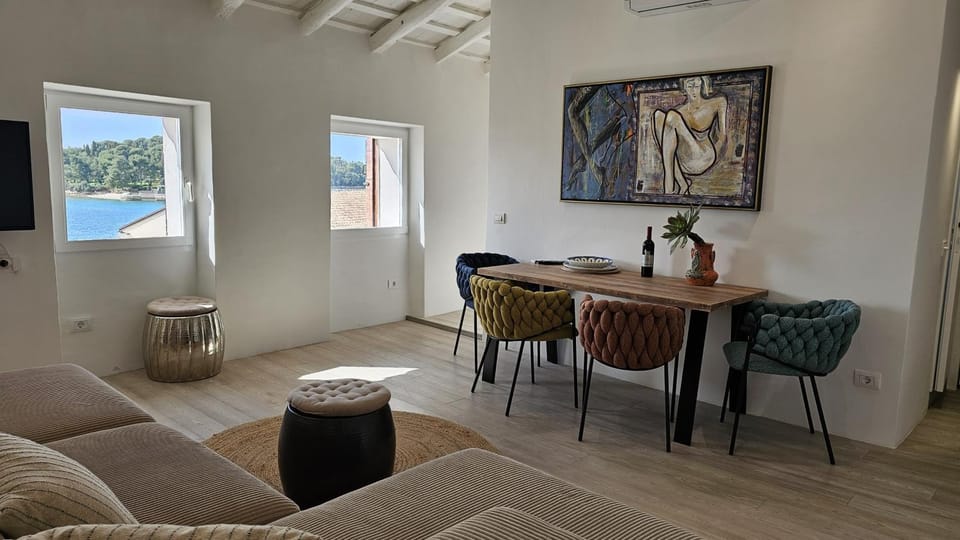 Living room, Seating area, Dining area, Sea view