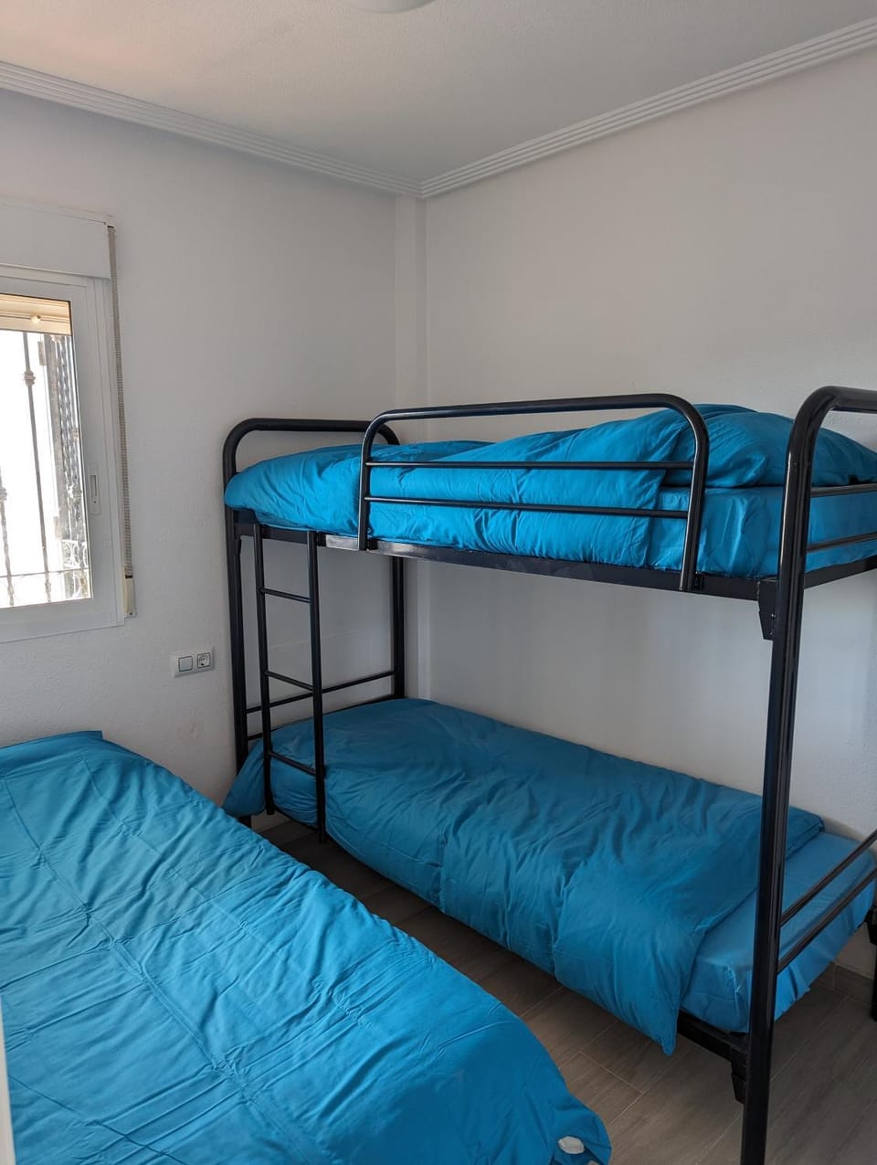 Bedroom, bunk bed