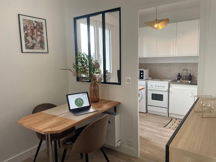 T1 - parking - 4min de l'intramuros - linge inclus Apartment in Vannes