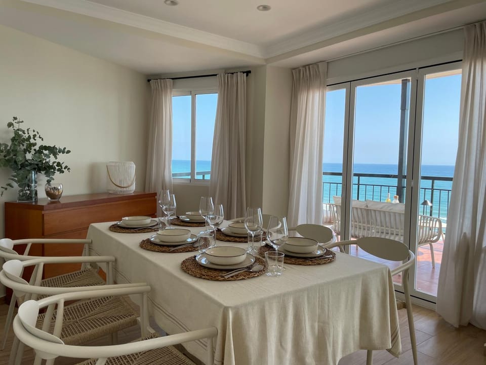 Balcony/Terrace, Dining area, Sea view