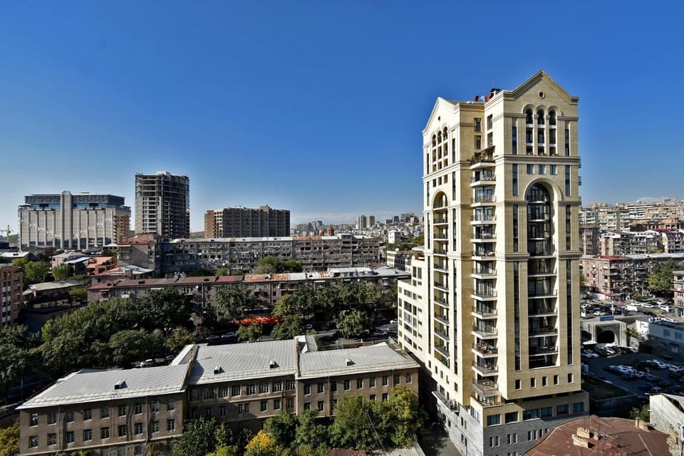 Amiryan street, 1 bedroom LUXE apartment with beautiful view AM264 Apartment in Yerevan