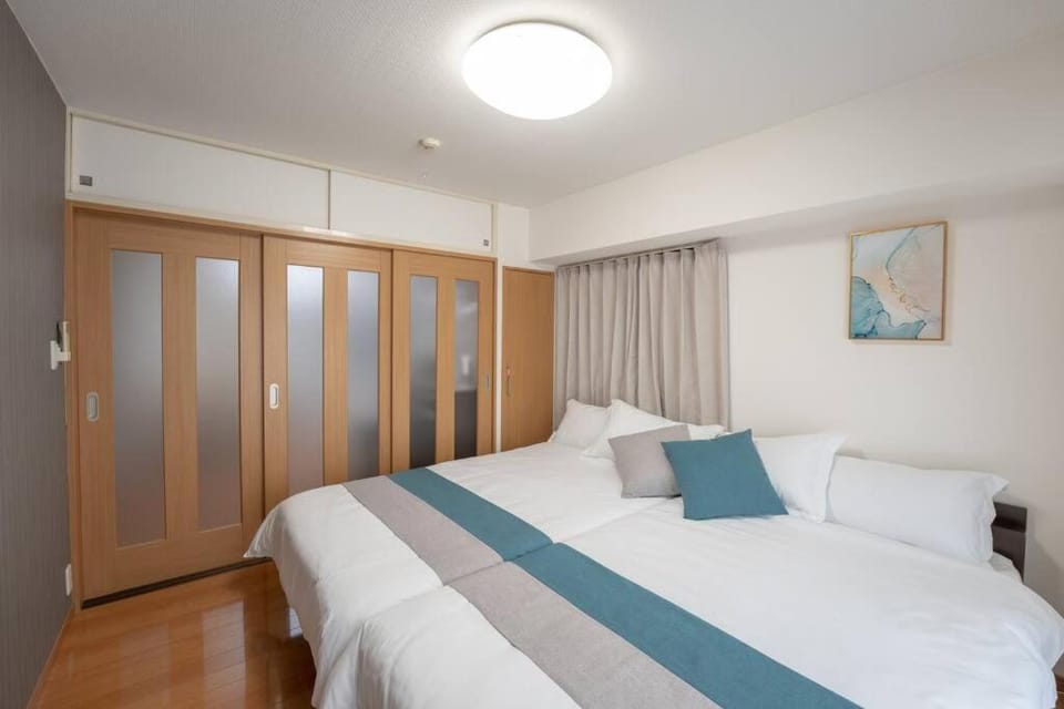 12 MIN walk to Shinjuku STR ,6 MIN Higashishinjuku ,nearest kabukicho ,shinjuku oen, Apartment in Shinjuku