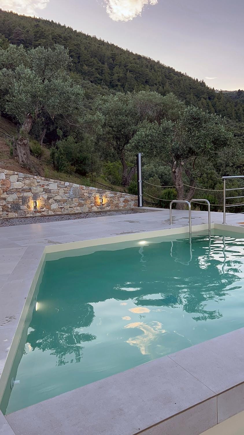 ApoLoveSea Villa in Skiathos